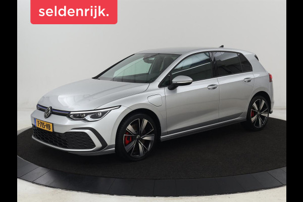 Volkswagen Golf 1.4 eHybrid GTE | SOH 93% | Stoelverwarming | Trekhaak | Carplay | Adaptive cruise | 18'' | Sportstoelen | Navigatie | Sfeerverlichting | Climate control | Parkeerhulp | PHEV | Plug In