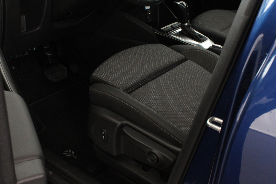 Opel Crossland 1.2 Turbo Elegance > Automaat/Camera/Trekhaak/Winterpakket