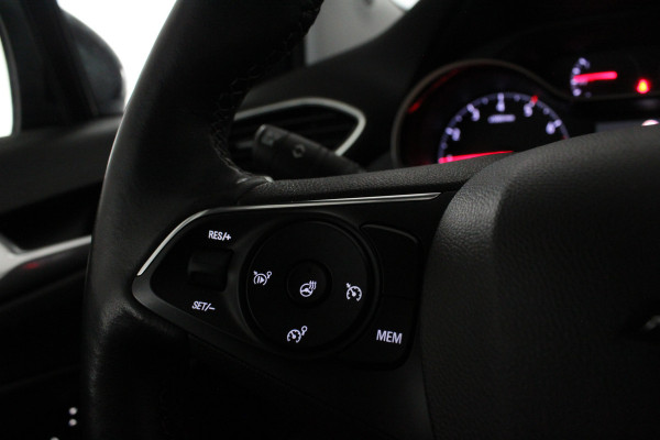 Opel Crossland 1.2 Turbo Elegance > Automaat/Camera/Trekhaak/Winterpakket