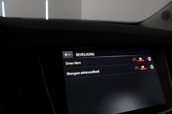 Opel Crossland 1.2 Turbo Elegance > Automaat/Camera/Trekhaak/Winterpakket