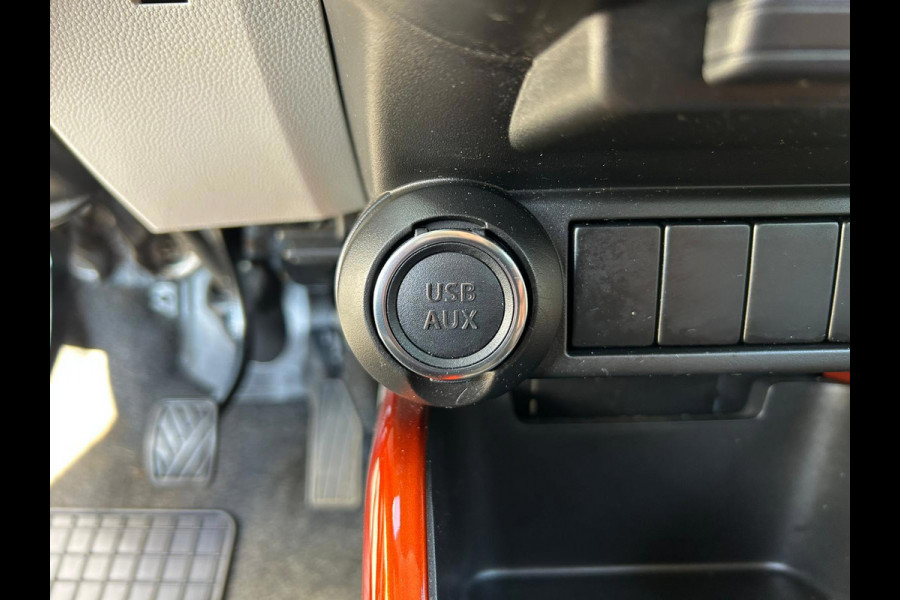 Suzuki Ignis 1.2 Select | CARPLAY | A.CAMERA | NAVI | STOELVERWARM | AUX/USB | SPOILER | APK T/M 1-4-2027 | GROTE BEURT + BOUGIES