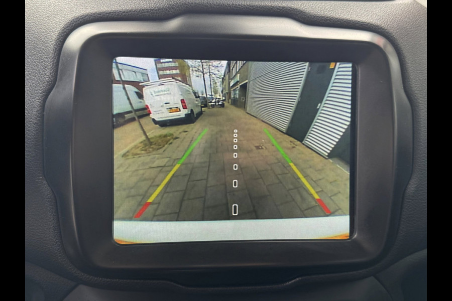 Jeep Renegade 1.4 MultiAir Limited - Automaat I Navigatie I Airco I Leer I Achteruitrij camera / PDC I Dealer onderhouden