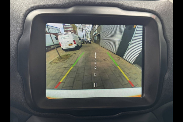 Jeep Renegade 1.4 MultiAir Limited - Automaat I Navigatie I Airco I Leer I Achteruitrij camera / PDC I Dealer onderhouden