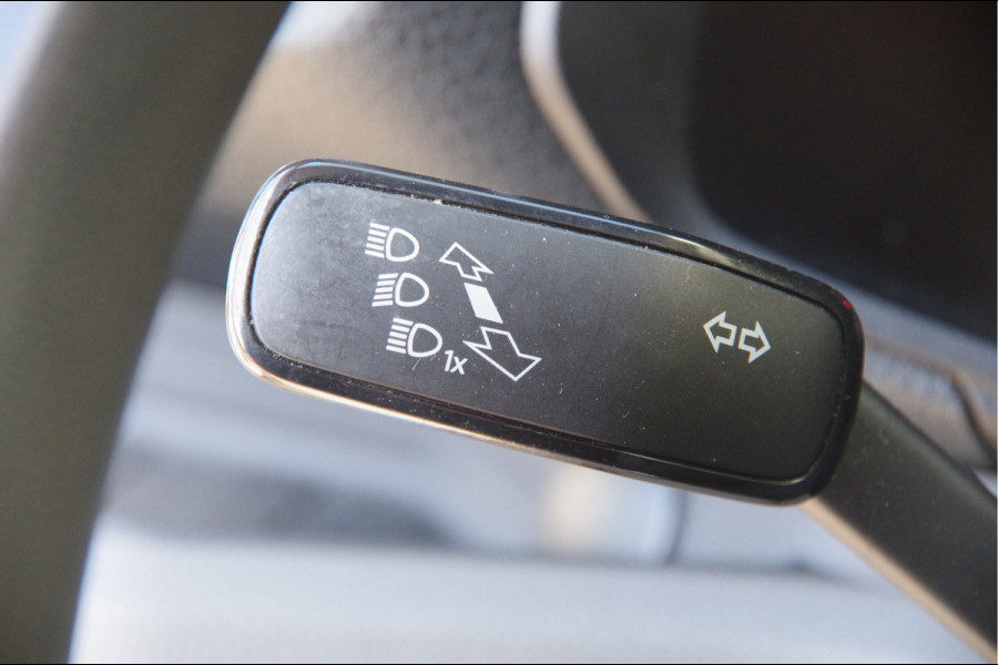 Volkswagen Crafter 35 2.0 TDI L3H2 3-ZITS, 140PK AUT. STANDKACHEL, GEV. ERGO COMFORT STOEL, CRUISE, NAVI, AIRCO