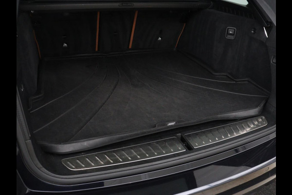 BMW 5 Serie 520i M Sport | Panoramadak | Head-Up | 360 Camera | Leder | Stoelverwarming | Carplay | Sfeerverlichting | Full LED | Park Assist | DAB | Live Cockpit | Sportstoelen | Navigatie | Dodehoek detectie