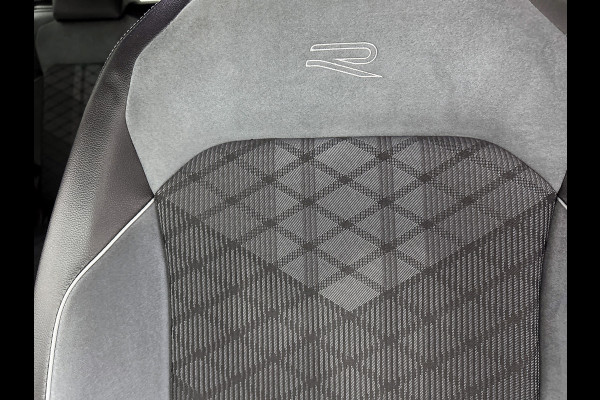 Volkswagen Tiguan 1.4 TSI eHybrid R-Line Business(GoedOnderH, Carplay, Stoel+StuurV, Camera, Trekhaak, Lane Assit, Auto Park, Etc)