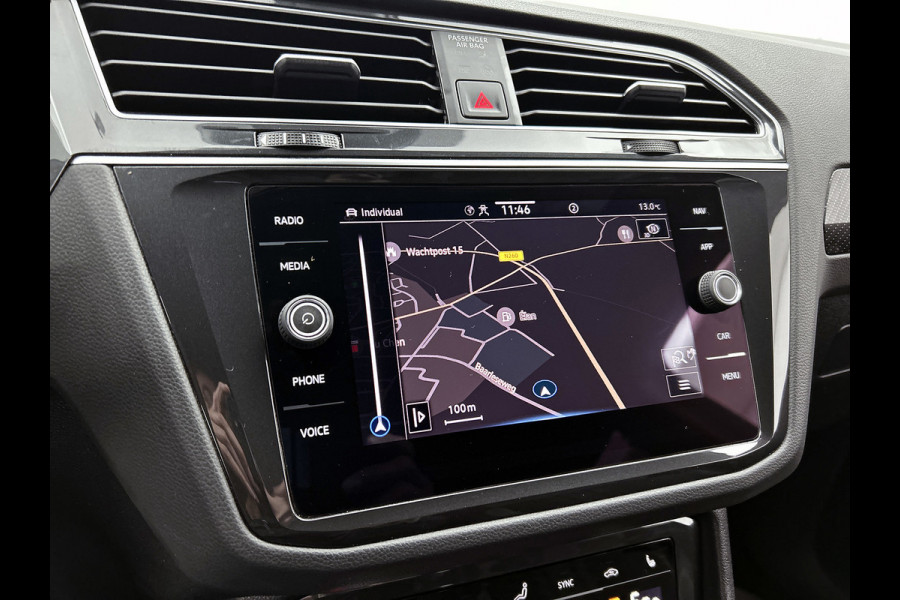 Volkswagen Tiguan 1.4 TSI eHybrid R-Line Business(GoedOnderH, Carplay, Stoel+StuurV, Camera, Trekhaak, Lane Assit, Auto Park, Etc)