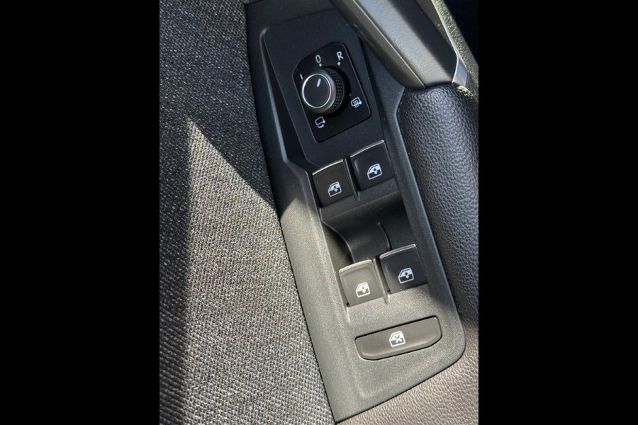 Seat Tarraco 1.5 TSI Xcellence 7 PERSOONS, achteruitrijcamera,trekhaak, vele opties, NL auto met nap