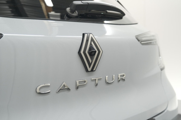 Renault Captur TCe 90 Techno | Camera | Navigatie | Apple Carplay | Pack Full Screen | 18 Inch Lichtmetalen Velgen