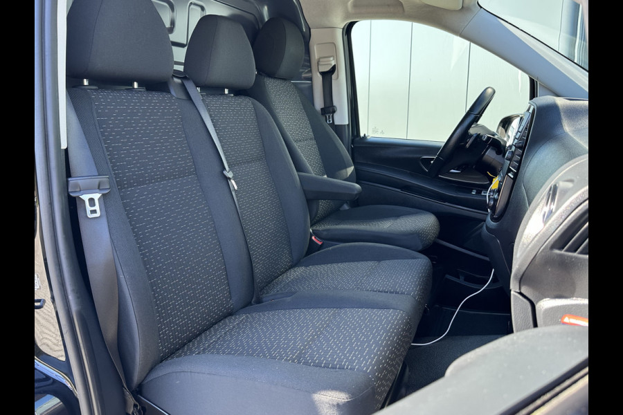 Mercedes-Benz Vito 114 CDI 136 PK / 9G-TRONIC / L2H1 / 1e EIG. / CAMERA / TREKHAAK / 2x SCHUIFDEUR / ECC / CRUISE / LED KOPLAMPEN