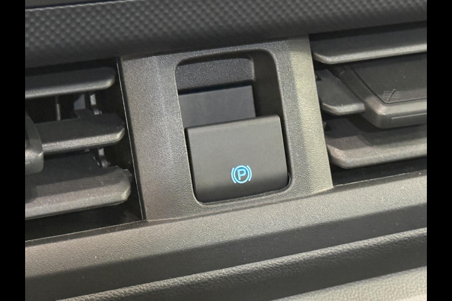 Ford Transit Custom 300 2.0 TDCI L2H1 Trend NM Automaat Dubbele Cabine Airco Cruise Navi PDC Camera Carplay