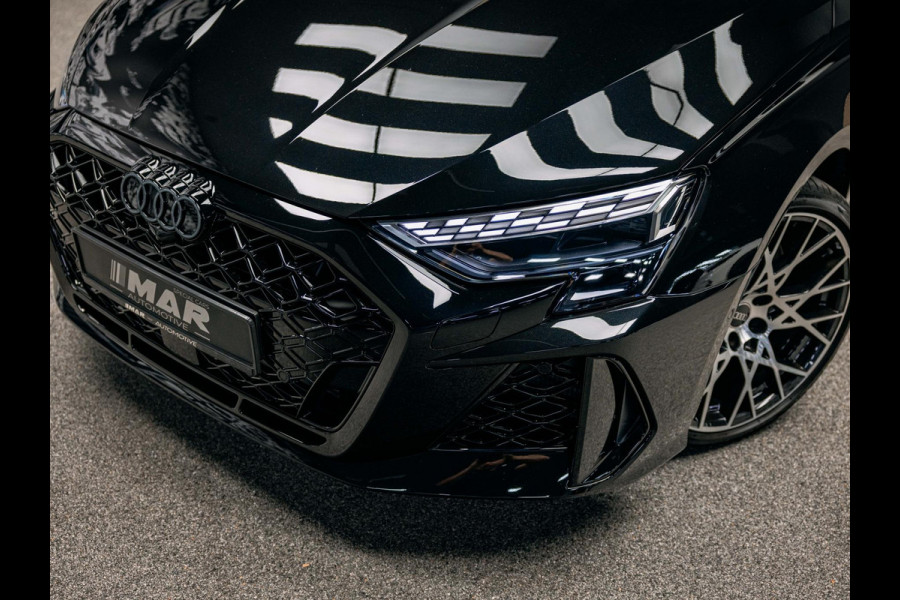 Audi RS3 Sportback 2.5 TFSI quattro | HULK edition | Carbon | Kuipstoelen | Sonos | Stoelverwarming |