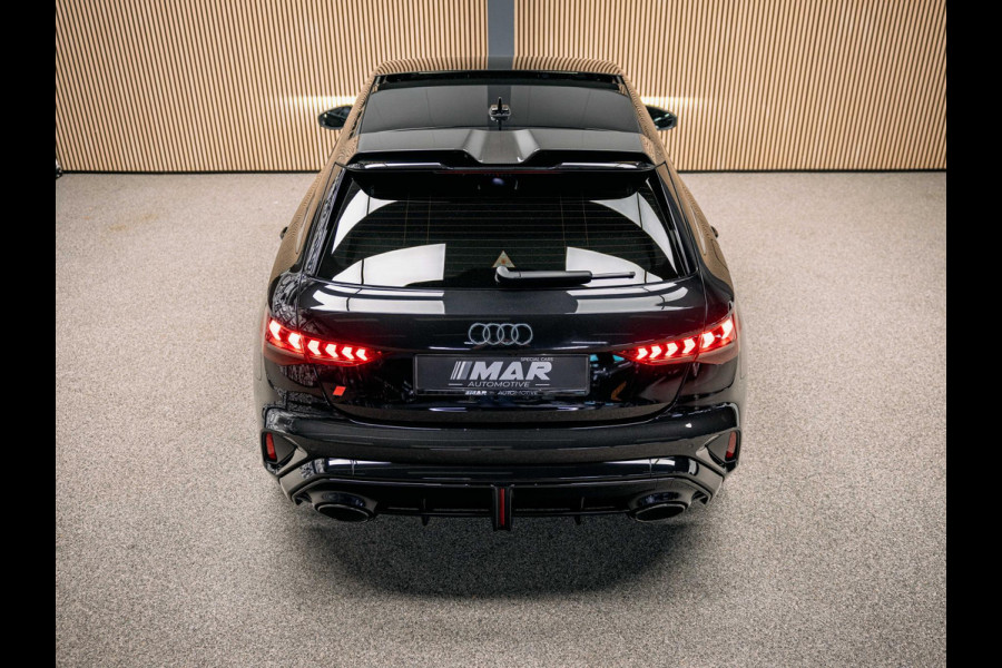 Audi RS3 Sportback 2.5 TFSI quattro | HULK edition | Carbon | Kuipstoelen | Sonos | Stoelverwarming |