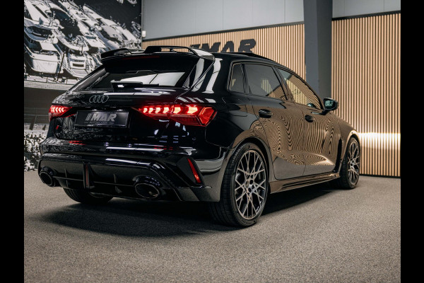 Audi RS3 Sportback 2.5 TFSI quattro | HULK edition | Carbon | Kuipstoelen | Sonos | Stoelverwarming |