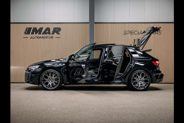 Audi RS3 Sportback 2.5 TFSI quattro | HULK edition | Carbon | Kuipstoelen | Sonos | Stoelverwarming |