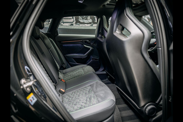 Audi RS3 Sportback 2.5 TFSI quattro | HULK edition | Carbon | Kuipstoelen | Sonos | Stoelverwarming |