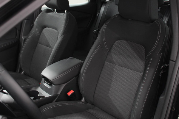 Nissan QASHQAI 1.3 MHEV 158pk Xtronic Acenta | Navigatie | Apple Carplay/Andoid Auto | Parkeersensor achter | Camera | Adaptive Cruise Control | Blind Spot Assist | Stuur- en stoelverwarming | Ledverlichting | Climatronic