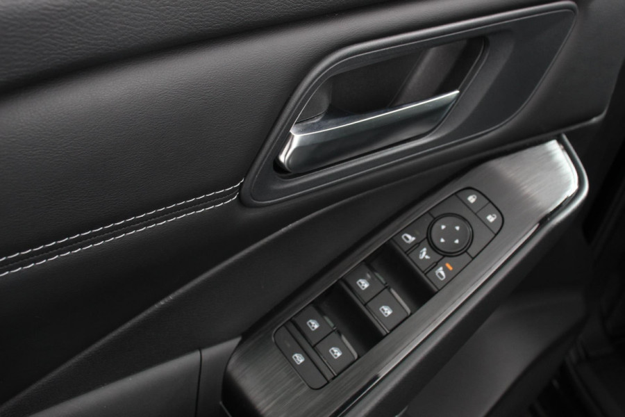 Nissan QASHQAI 1.3 MHEV 158pk Xtronic Acenta | Navigatie | Apple Carplay/Andoid Auto | Parkeersensor achter | Camera | Adaptive Cruise Control | Blind Spot Assist | Stuur- en stoelverwarming | Ledverlichting | Climatronic