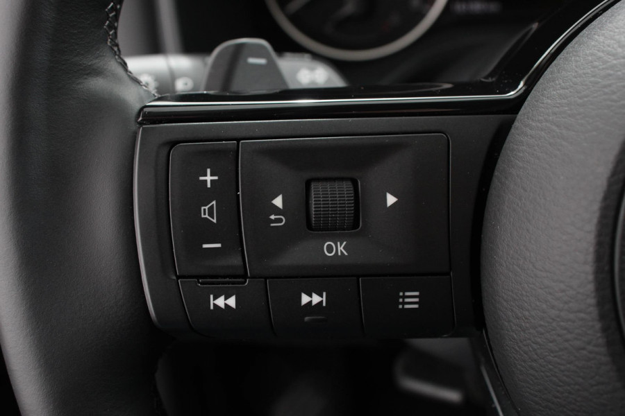 Nissan QASHQAI 1.3 MHEV 158pk Xtronic Acenta | Navigatie | Apple Carplay/Andoid Auto | Parkeersensor achter | Camera | Adaptive Cruise Control | Blind Spot Assist | Stuur- en stoelverwarming | Ledverlichting | Climatronic