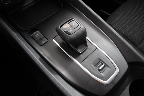 Nissan QASHQAI 1.3 MHEV 158pk Xtronic Acenta | Navigatie | Apple Carplay/Andoid Auto | Parkeersensor achter | Camera | Adaptive Cruise Control | Blind Spot Assist | Stuur- en stoelverwarming | Ledverlichting | Climatronic