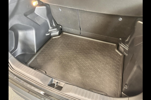 Toyota Yaris Cross 1.5 Hybrid Dynamic Navigatie Apple Carplay/Android Auto Camera Parkeersensoren achter Adaptive Cruise Control Full LED Lichtmetalen velgen Climate Control