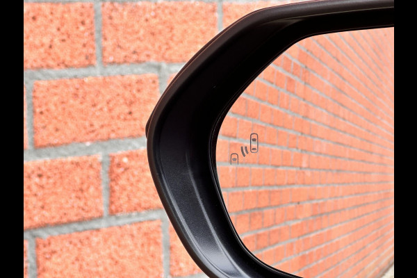 Toyota Yaris Cross 1.5 Hybrid Dynamic Navigatie Apple Carplay/Android Auto Camera Parkeersensoren achter Adaptive Cruise Control Full LED Lichtmetalen velgen Climate Control