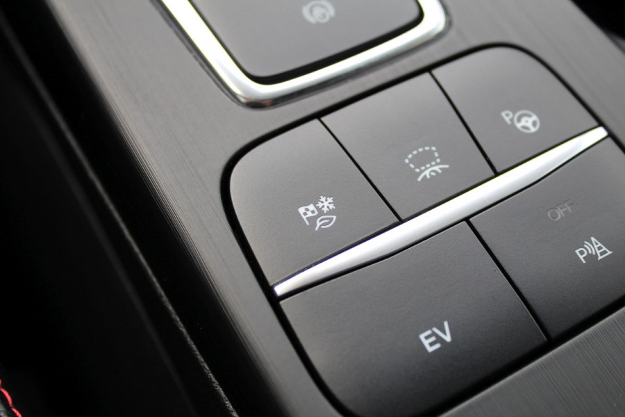 Ford Kuga 2.5 PHEV ST-Line X | Trekhaak | Head-up | BLIS | B&O | Navigatie