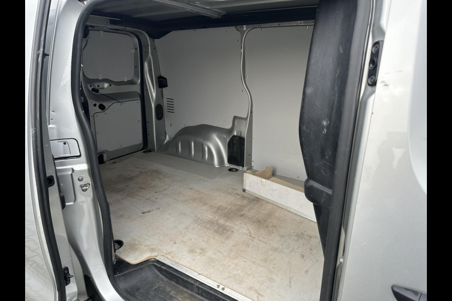 Citroën Jumpy 1.6 BlueHDI 95 Club M*NAVI*CRUISE*A/C*TEL*PDC*