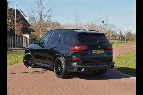BMW X5 xDrive45e High Executive | M-Pakket | Carbon Pakket | Bowers & Wilkins | Saphirschwarz metallic | NL-Auto |
