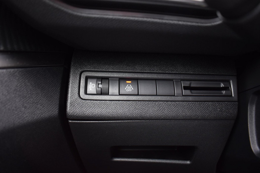 Peugeot 3008 1.2 PureTech Allure | Half Leer | Camera | HUD | Apple CarPlay
