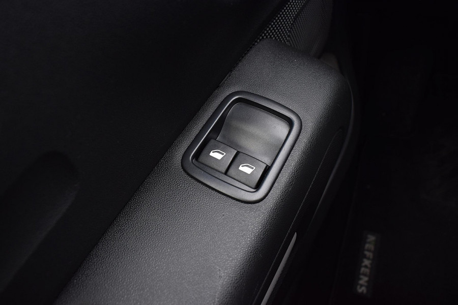 Citroën C3 1.2 PureTech Feel | Apple CarPlay | Cruise | LED | Climate