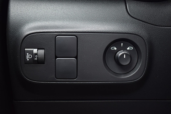 Citroën C3 1.2 PureTech Feel | Apple CarPlay | Cruise | LED | Climate