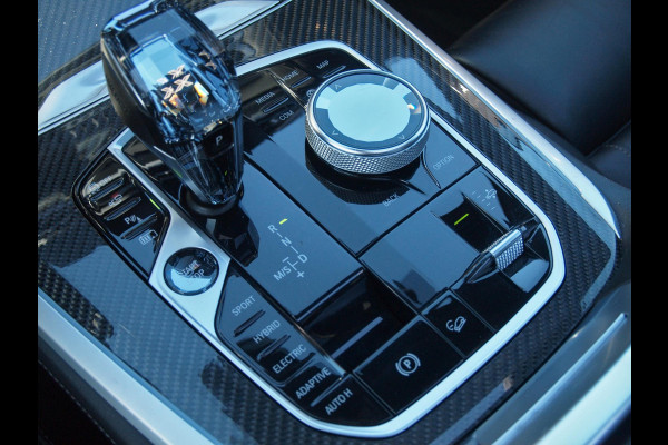 BMW X5 xDrive45e High Executive | M-Pakket | Carbon Pakket | Bowers & Wilkins | Saphirschwarz metallic | NL-Auto |