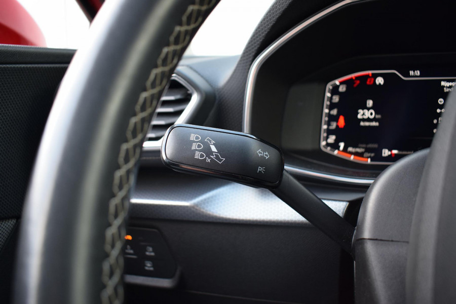 Seat Leon 1.0 TSI Style Launch Edition | Apple CarPlay | Stuur- en Stoelverw. | Camera