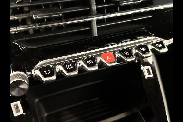 Peugeot 208 1.2 PureTech Active Pack Airco Navi Carplay PDC Achter Full LED Cruise Control 16" LM Velgen Distributieriem reeds vervangen!