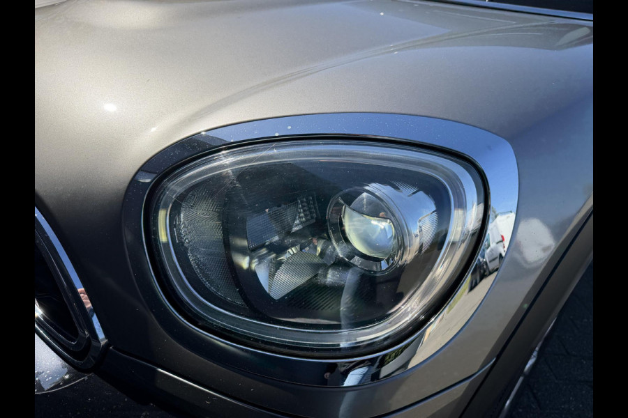 MINI Countryman 1.5 Cooper S E ALL4 Chili | Panoramadak | Camera | Head-Up Display | Harmon Kardon | Navigatie | Elektrische Achterklep |