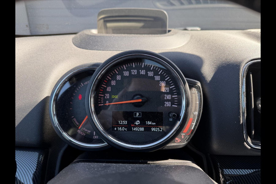 MINI Countryman 1.5 Cooper S E ALL4 Chili | Panoramadak | Camera | Head-Up Display | Harmon Kardon | Navigatie | Elektrische Achterklep |