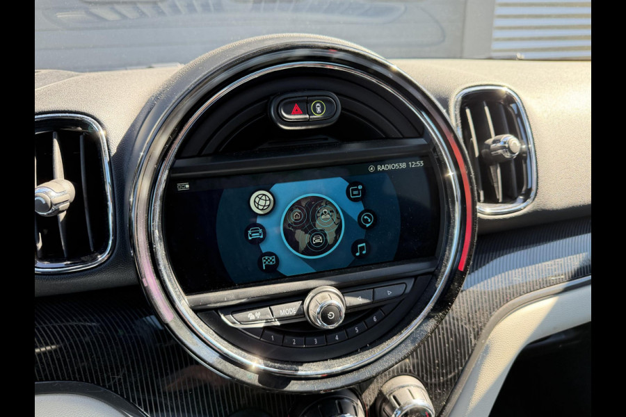 MINI Countryman 1.5 Cooper S E ALL4 Chili | Panoramadak | Camera | Head-Up Display | Harmon Kardon | Navigatie | Elektrische Achterklep |