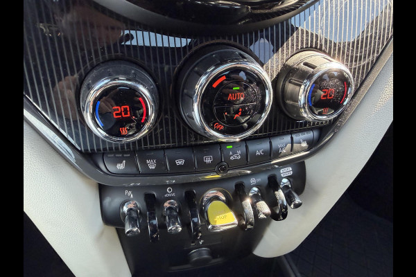 MINI Countryman 1.5 Cooper S E ALL4 Chili | Panoramadak | Camera | Head-Up Display | Harmon Kardon | Navigatie | Elektrische Achterklep |