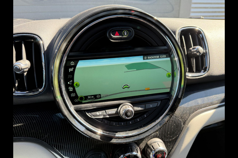 MINI Countryman 1.5 Cooper S E ALL4 Chili | Panoramadak | Camera | Head-Up Display | Harmon Kardon | Navigatie | Elektrische Achterklep |