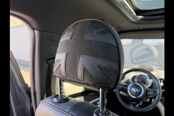 MINI Countryman 1.5 Cooper S E ALL4 Chili | Panoramadak | Camera | Head-Up Display | Harmon Kardon | Navigatie | Elektrische Achterklep |