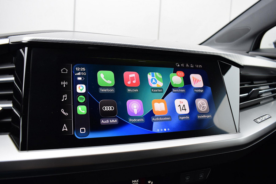 Audi Q4 e-tron 35 Launch edition Advanced 55 kWh | Matrix | Stoelverw. | 21" LM | CarPlay