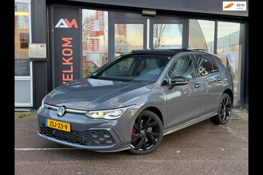 Volkswagen Golf 1.4 eHybrid GTE | Pano | Leer | IQ | Memory