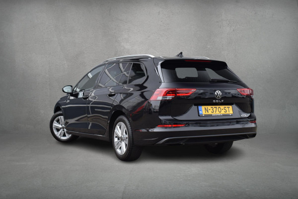 Volkswagen Golf Variant 1.0 eTSI Life Business | Stuur- en Stoelverw. | Sportstoelen | LED | Massage
