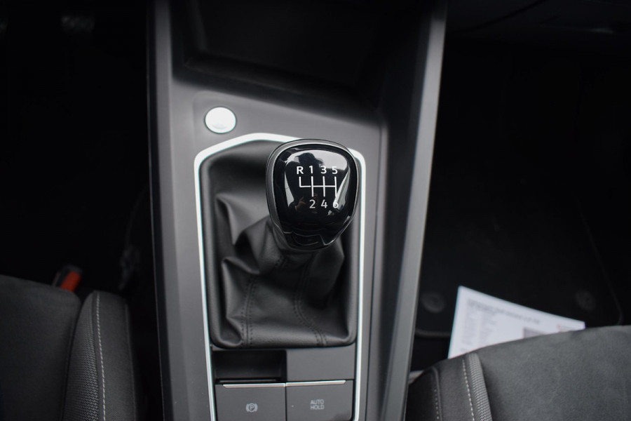 Volkswagen Golf Variant 1.0 TSI Life Business | Apple CarPlay | Stuur- en Stoelverw. | Camera