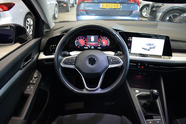 Volkswagen Golf Variant 1.0 TSI Life Business | Apple CarPlay | Stuur- en Stoelverw. | Camera
