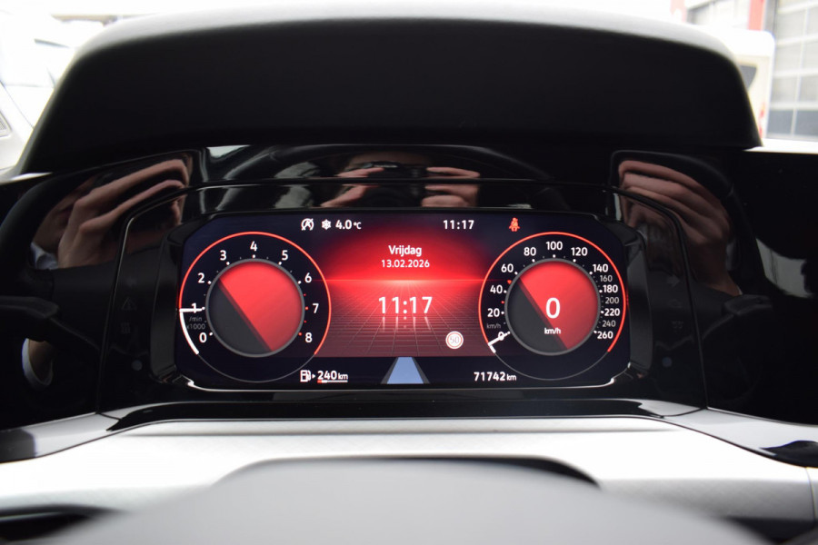 Volkswagen Golf Variant 1.0 TSI Life Business | Apple CarPlay | Stuur- en Stoelverw. | Camera