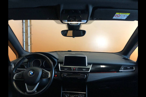 BMW 2 Serie Active Tourer 218i High Executive Edition sportint | leer | pano | stoelverw | navi | camera | cruise| headup