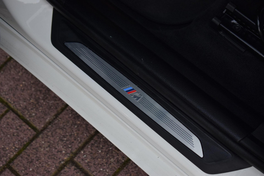 BMW X1 xDrive25e eDrive Edition | M-Sport | Trekhaak | Pano | Half Leer | Stoelverw.