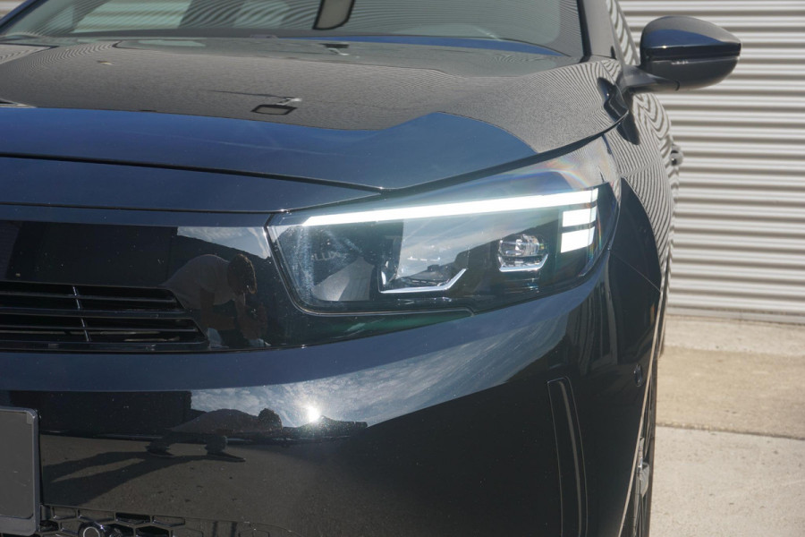 Opel Corsa 1.2 Turbo 100 Pk Ultimate Opel Corsa 1.2 Turbo 100 Pk  Ultimate | Navigatie Pro | Climate Control | Winter pack | Parkpilots/Camera 180° | Alcantara | All Weather banden | Keyless |